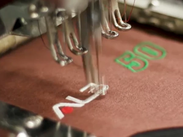 自社マーキング加工工場を完備