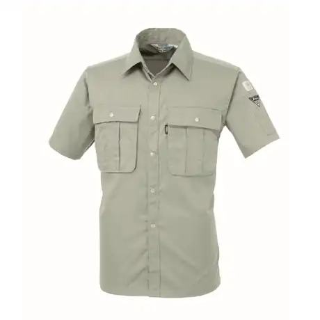 061 モスグリーン