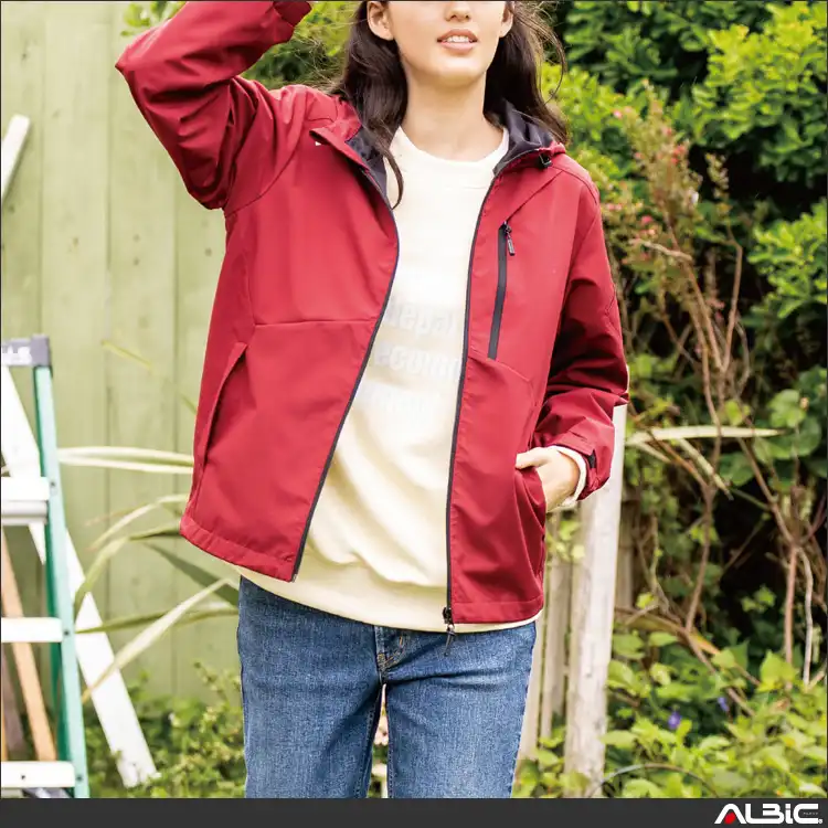 作業用 防風ストレッチパーカー【G1016-COC】 モデル着用