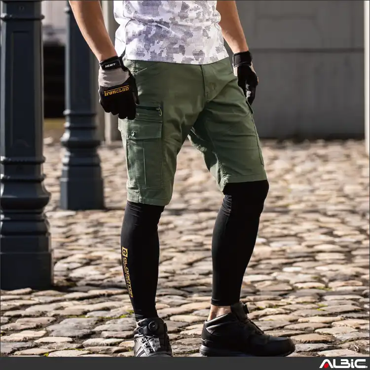 作業用 ショートカーゴパンツ【GA3916-COC】 着用写真